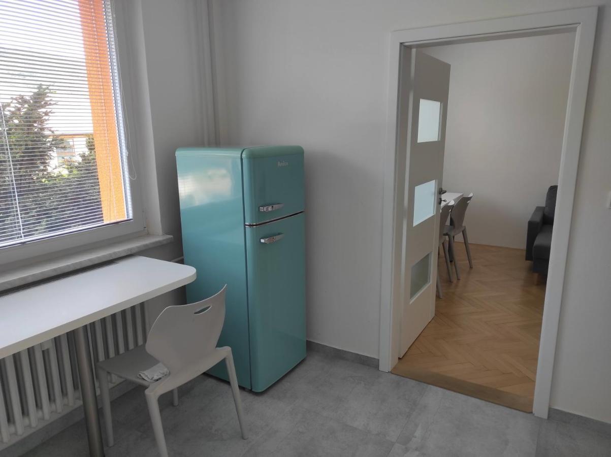 Dobre Misto Apartment โลชนา นาดเด เดสเนา ภายนอก รูปภาพ